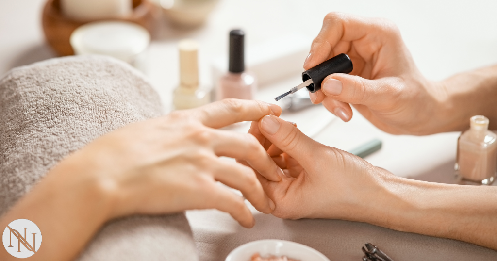 What's the Difference Between Buffing Nails and Polishing Nails?